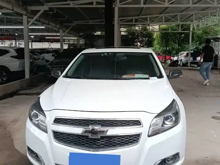 Chevrolet Malibu 2.0 L Auto Luxury
