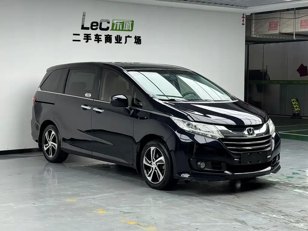 Odyssey Facelift 2.4 L Smart Enjoyment