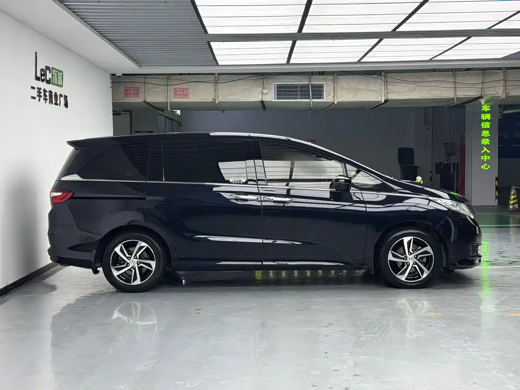 Odyssey Facelift 2.4 L Smart Enjoyment