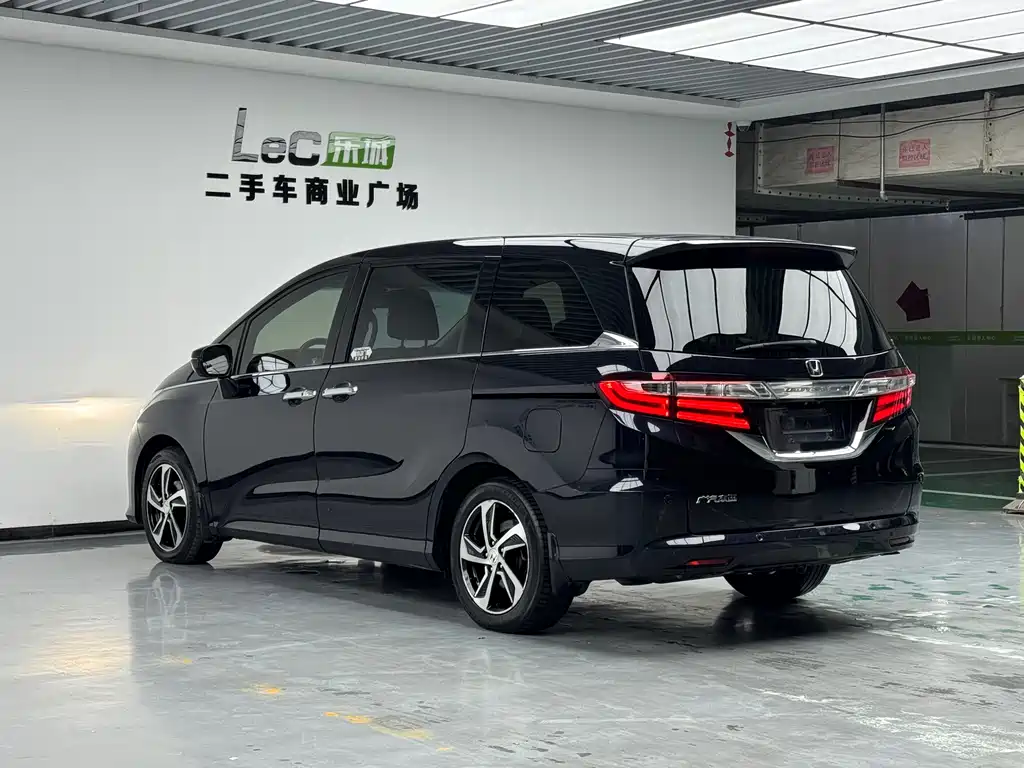 Odyssey Facelift 2.4 L Smart Enjoyment