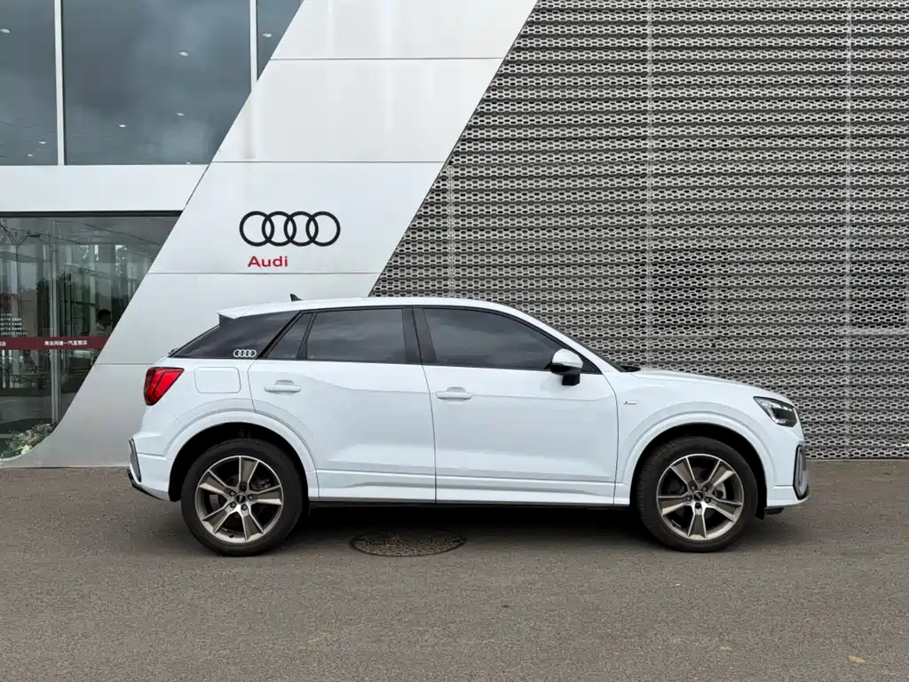 Audi Q2 L 35 TFSI Fashion Dynamic