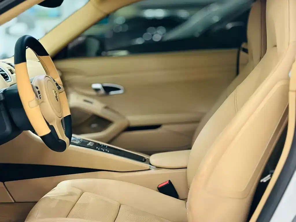 Cayman Cayman 2.7 L