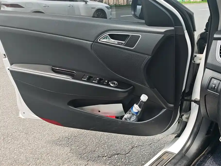 Mistra 1.8 L Auto Intelligent GLS