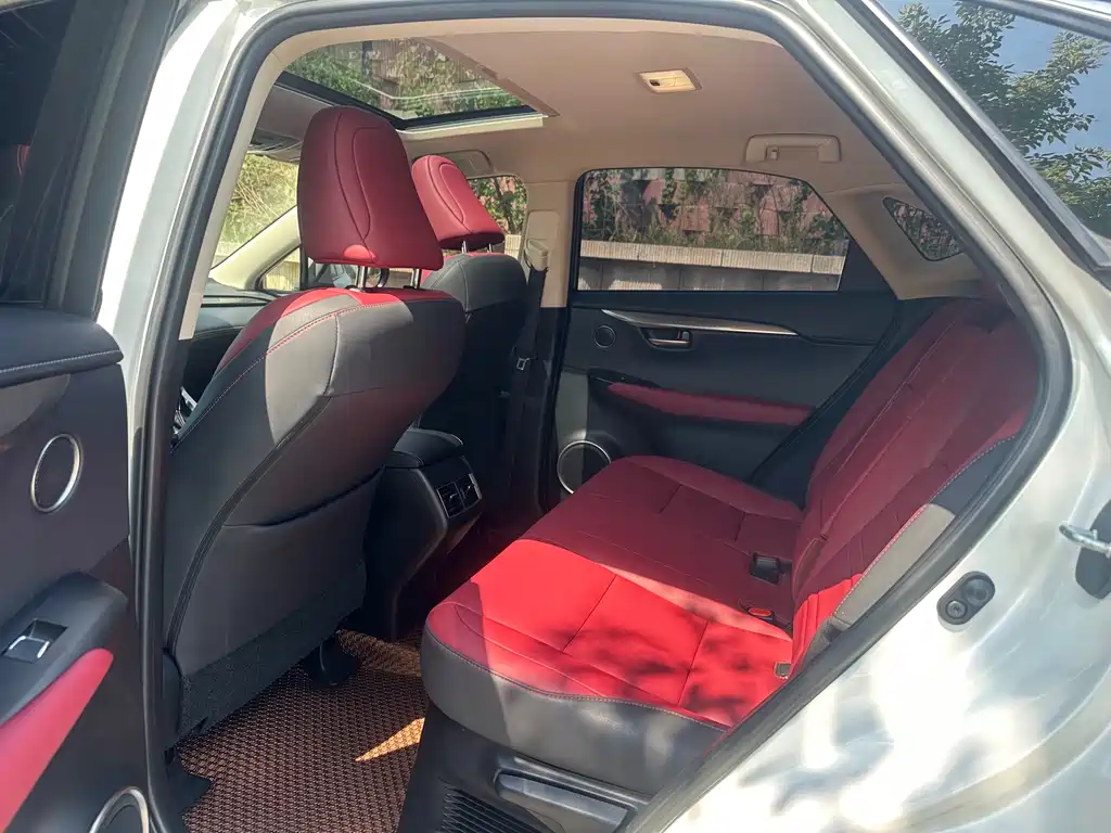 Lexus NX 200 AWD Sharp Style CN-VI