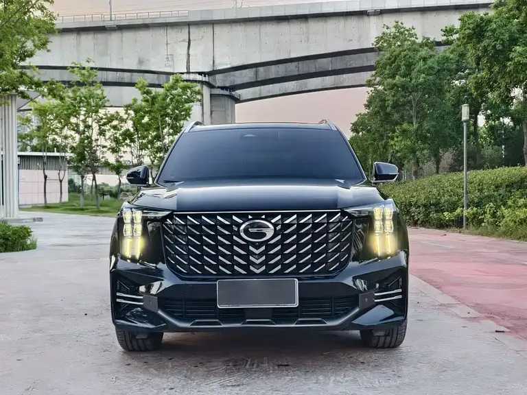 GAC Trumpchi GS8 Navigator Series 2.0 TGDI 2 WD Luxury Connected 7-seat