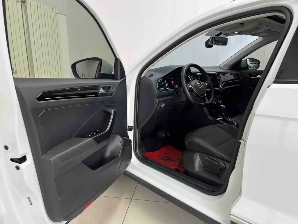 T-ROC 280 TSI DSG 2 WD Comfort Enjoyment PLUS