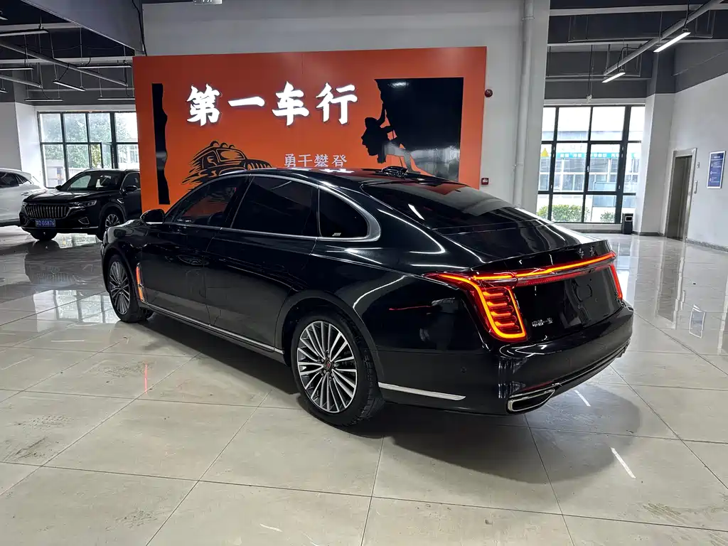Hongqi H9 2.0 T Connected Flagship