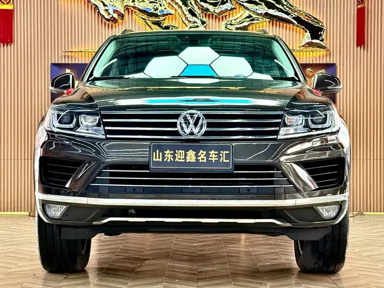 Volkswagen Touareg 3.0 TSI High Config