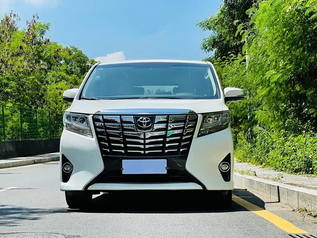 Alphard 3.5 L Distinguished