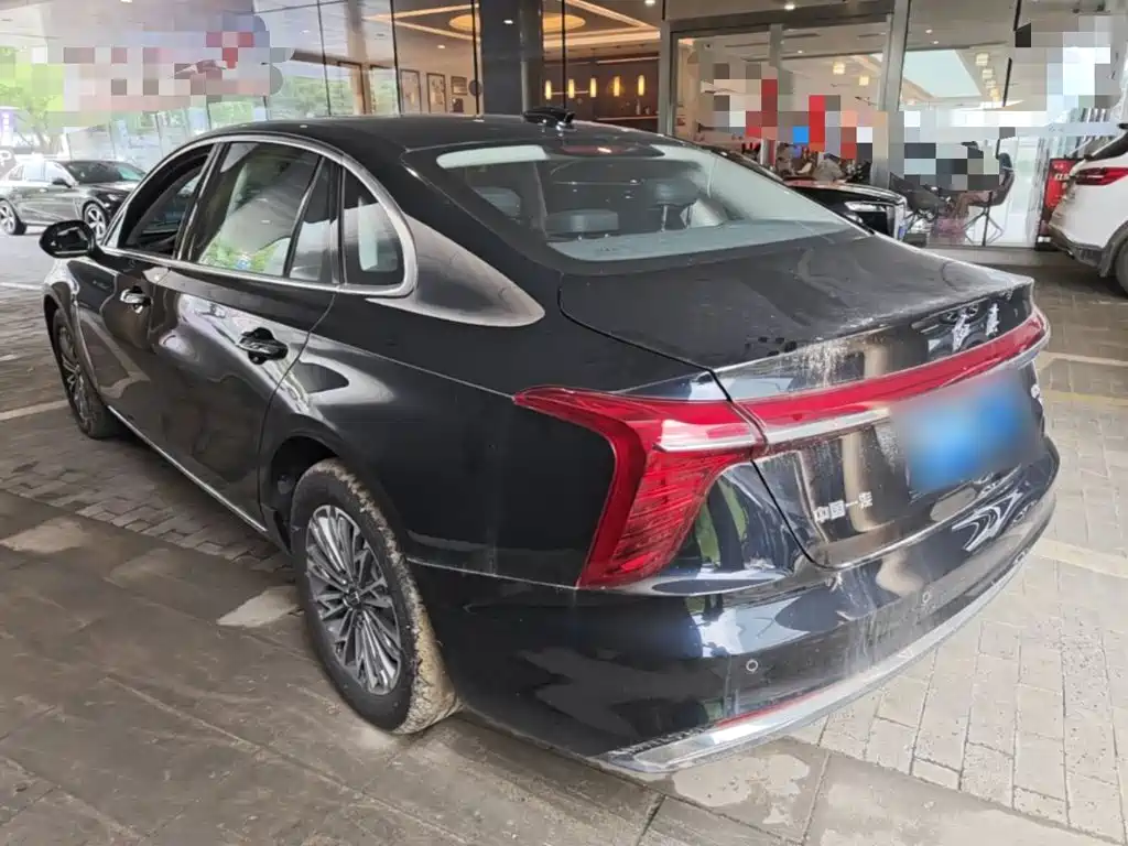 Hongqi H5 2.0 T Auto Flagship Enjoyment