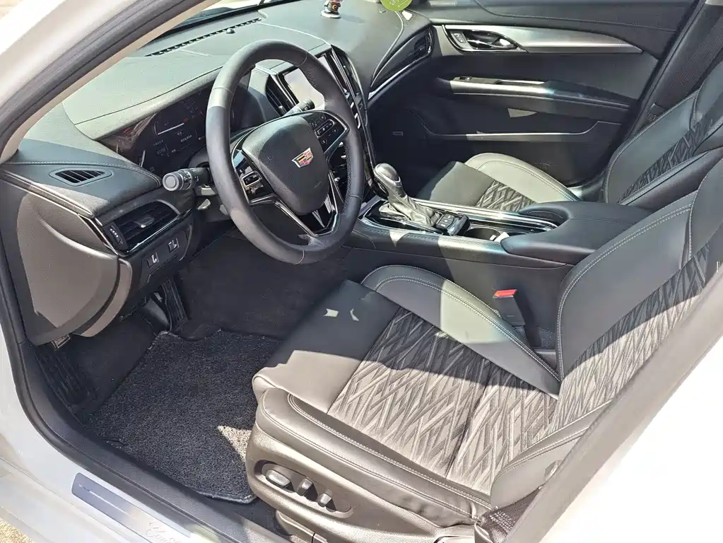 Cadillac ATS-L 28 T Tech