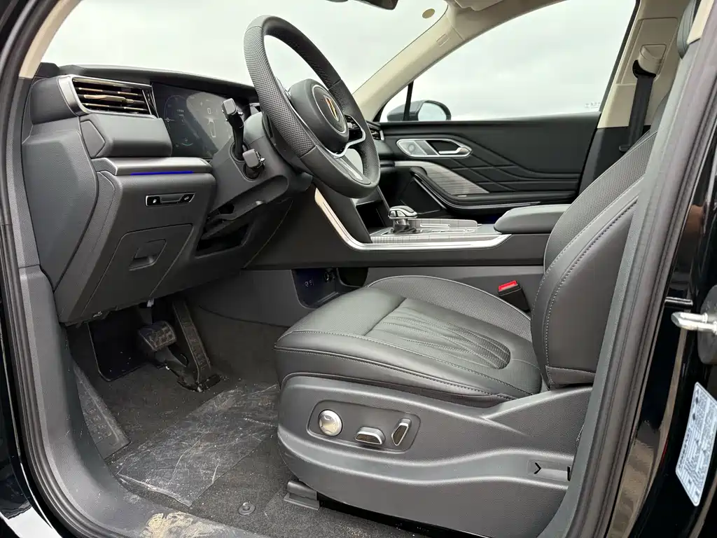 Hongqi HS7 PHEV 2.0 T PHEV 4 WD Flagship Smooth 6-seat