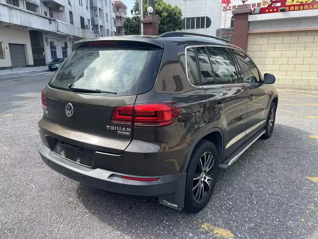 Tiguan 1.8 TSI Auto 2 WD Luxury
