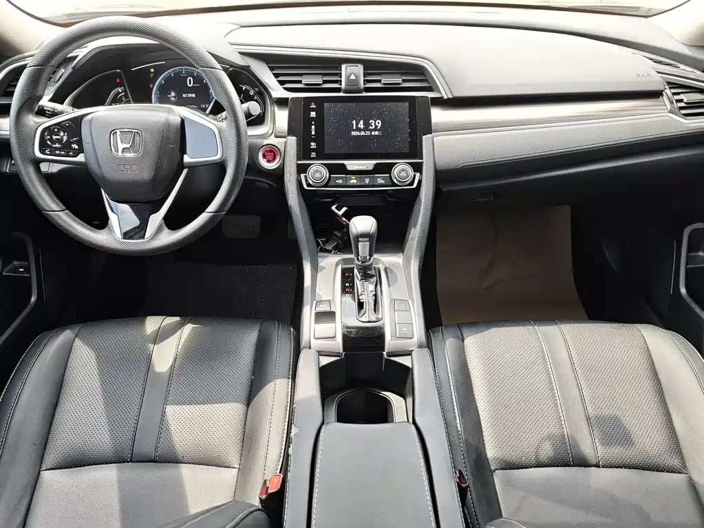 Civic 220 TURBO CVT Power Motion CN-V