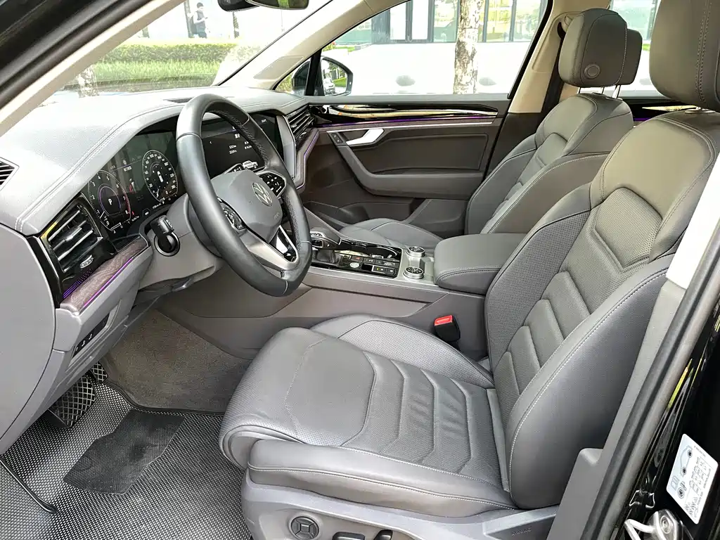 Touareg 3.0 TSI Sharp Enjoyment Black Shine Sport Package