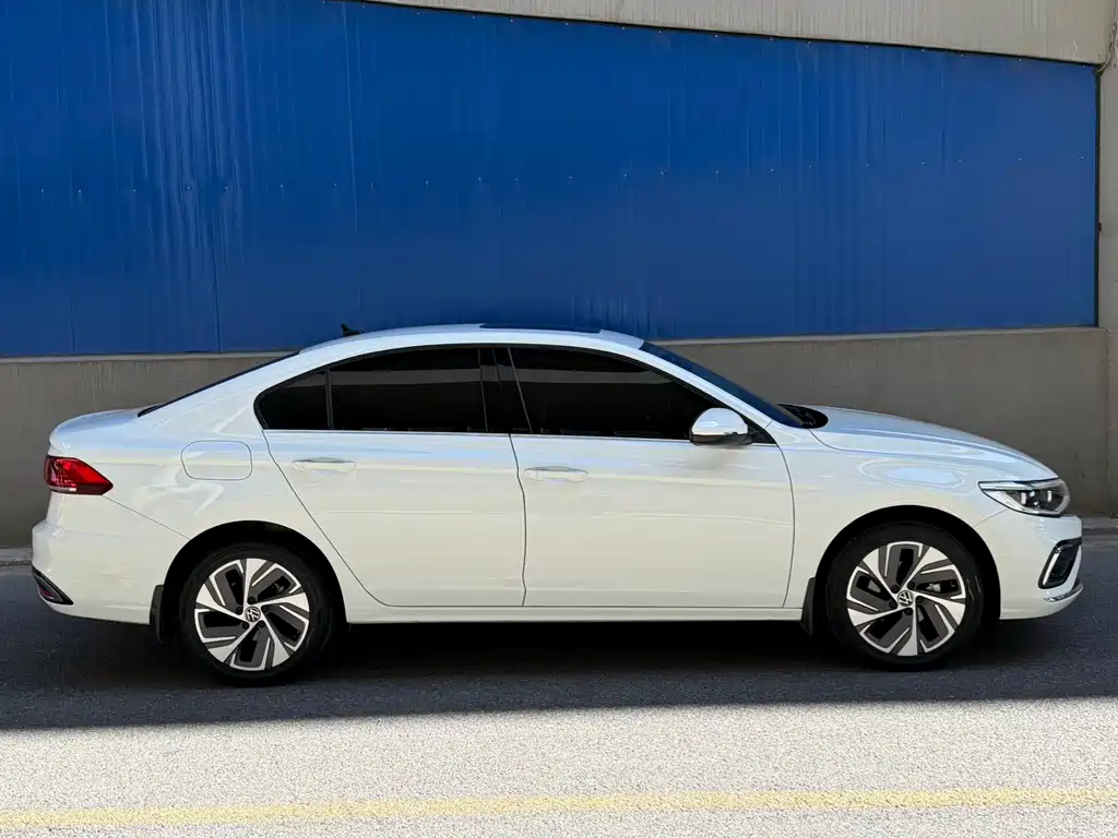 Bora 200 TSI DSG Joy Travel PRO