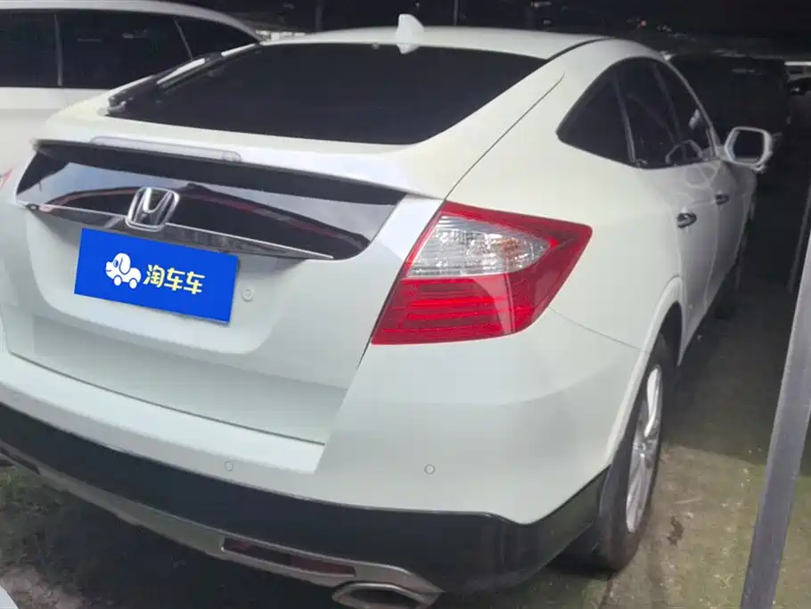 Crosstour 2.4 L Luxury