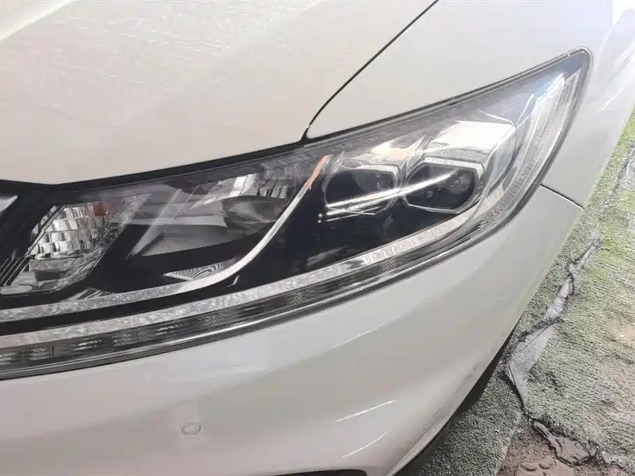 Crosstour 2.4 L Luxury