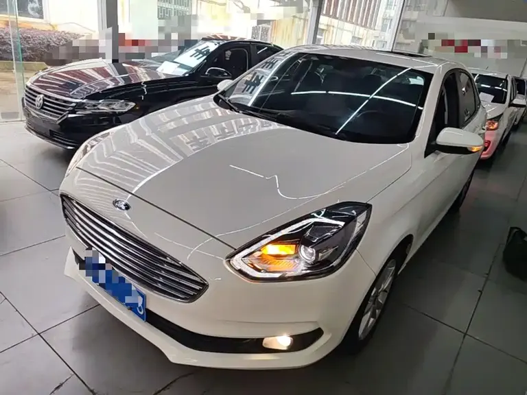 Ford Escort Facelift 1.5 L Auto Joy CN-VI