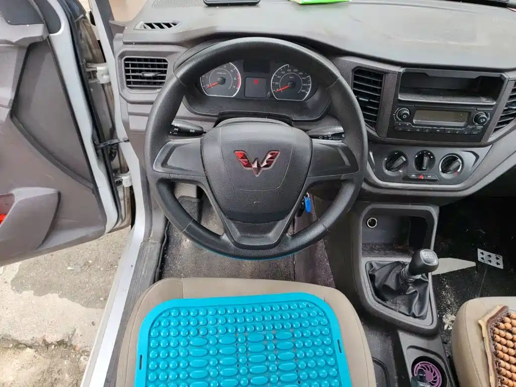 Wuling Hongguang V 1.5 L Power Take Hydraulic Assist LAR