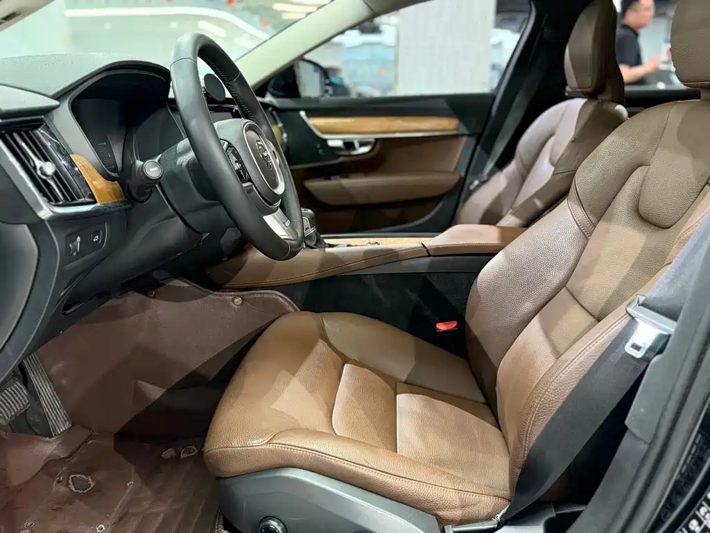 Volvo S90 T5 Smart Ease
