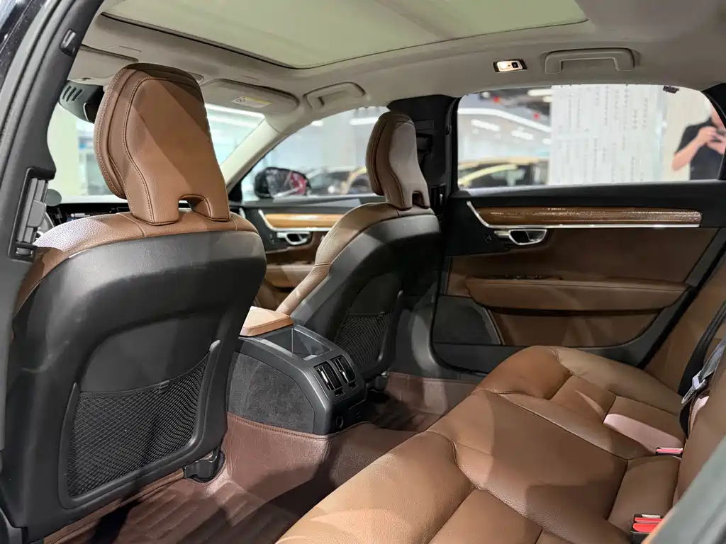 Volvo S90 T5 Smart Ease