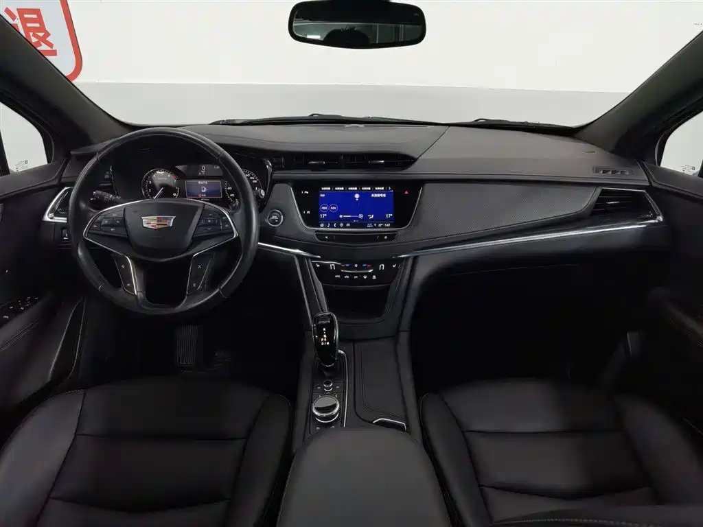 Cadillac XT5 2.0 T 2 WD Luxury