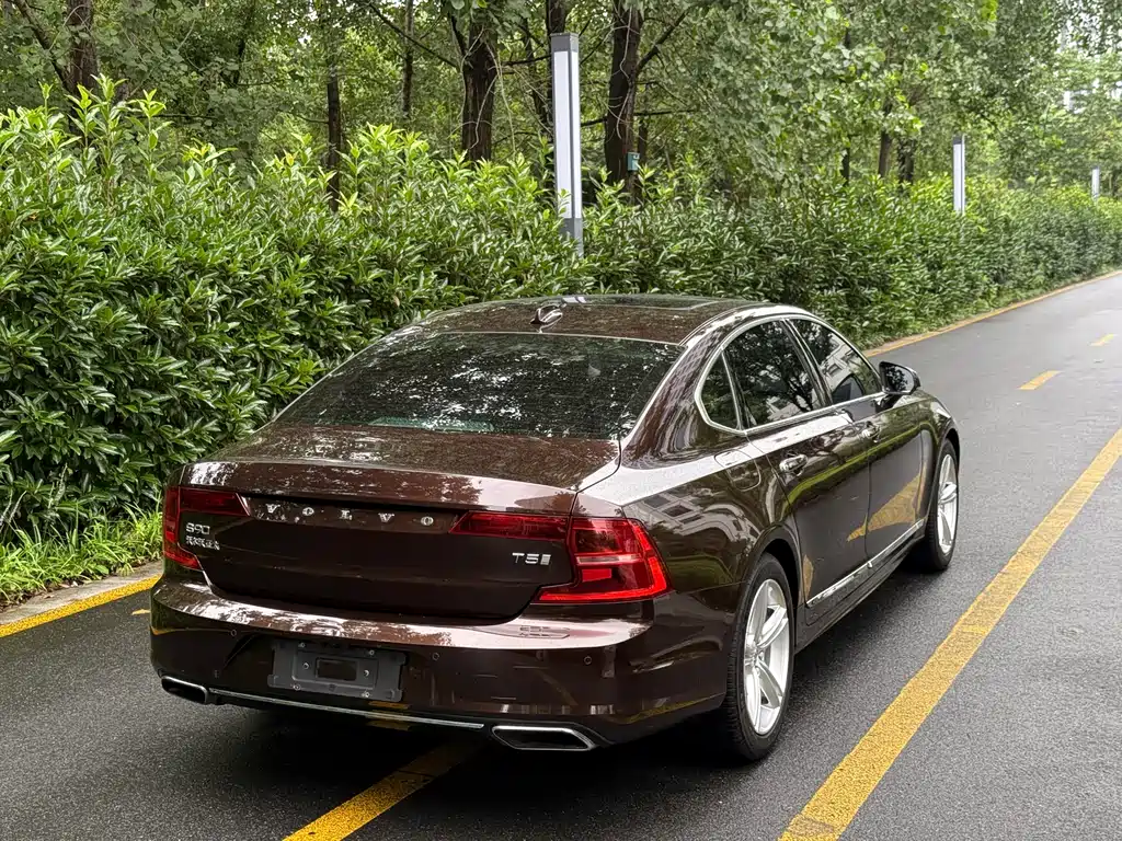 Volvo S90 T5 Smart Ease