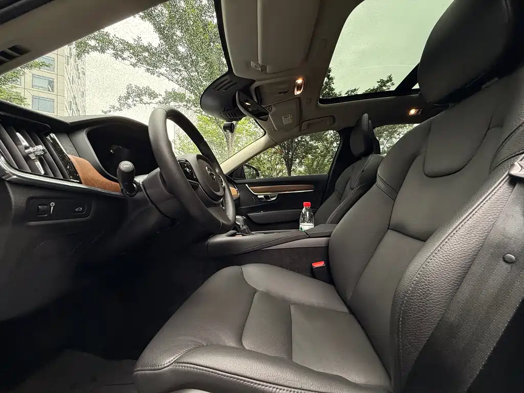 Volvo S90 T5 Smart Ease