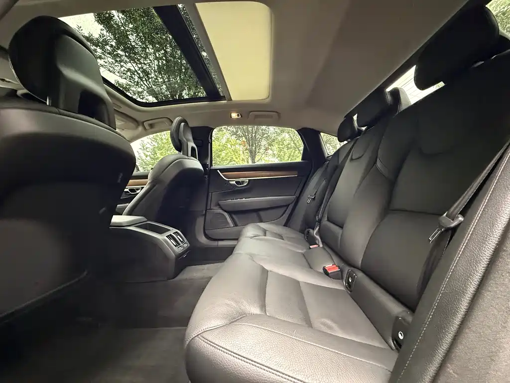 Volvo S90 T5 Smart Ease