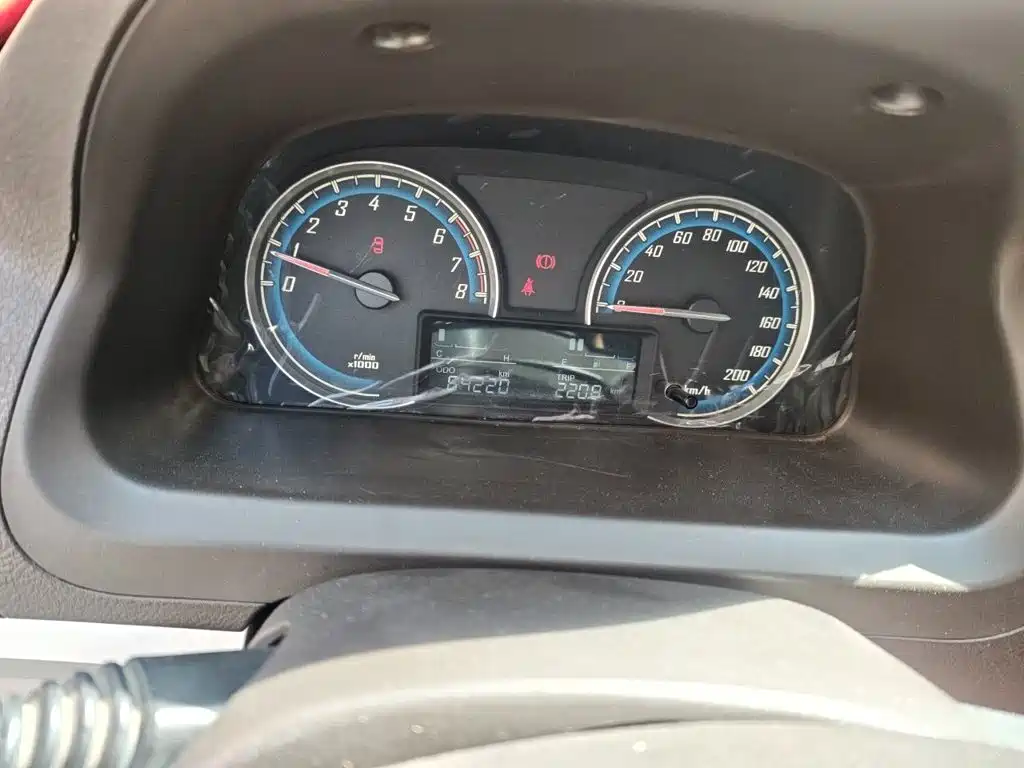 Baojun 730 1.5 L Manual Standard 7-seat