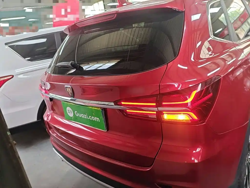 Roewe RX5 荣威RX5 2018款 30 T 两驱自动互联网铂金版