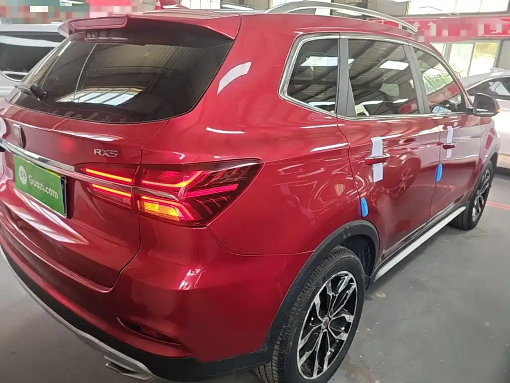 Roewe RX5 荣威RX5 2018款 30 T 两驱自动互联网铂金版