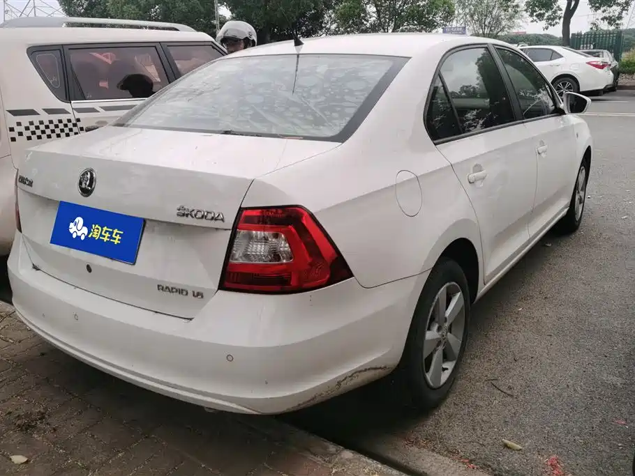 Rapid 1.6 L Manual Smart Select