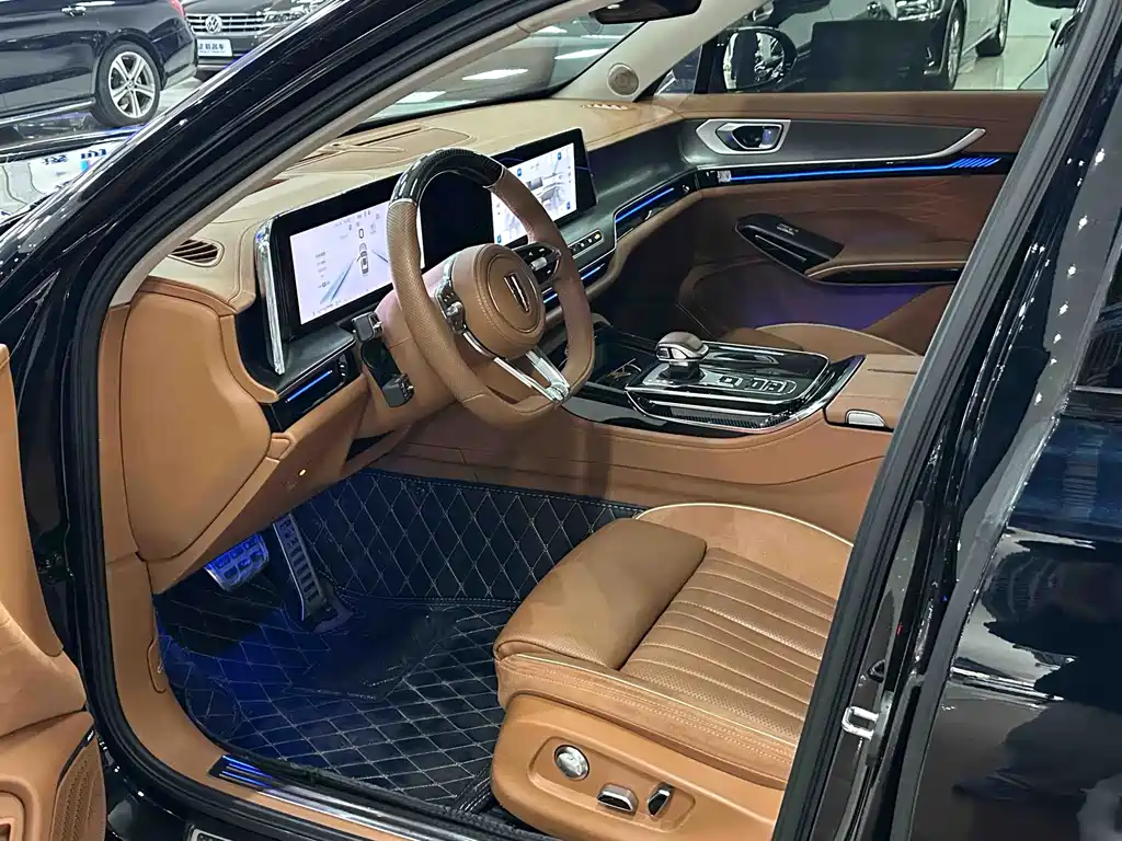 Hongqi H9 2.0 T Flagship Smooth Private Style