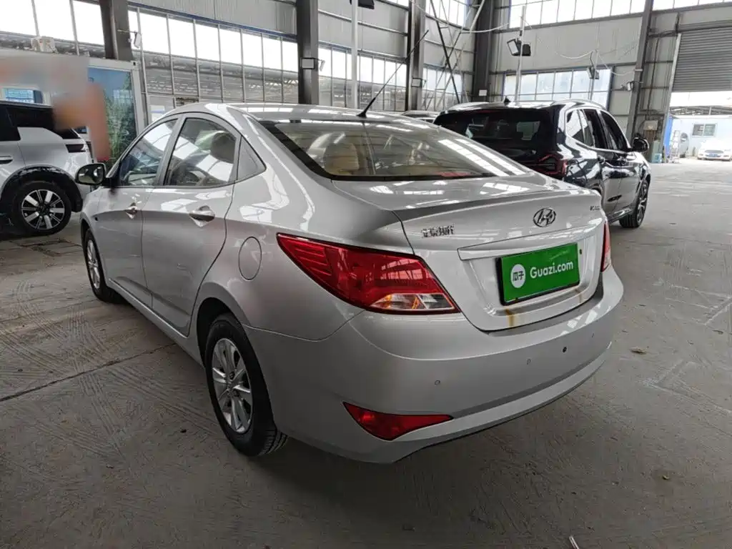 Accent 1.4 L Manual Intelligent GLS