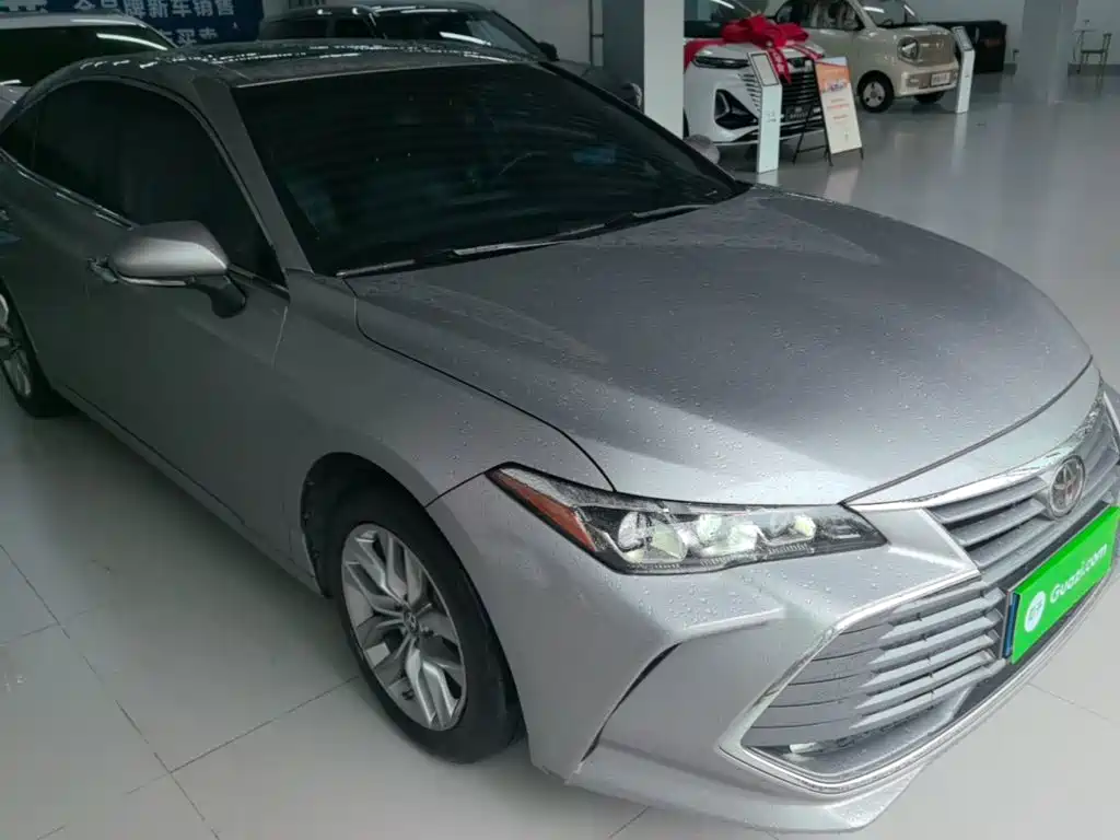 Avalon 2.5 L Luxury