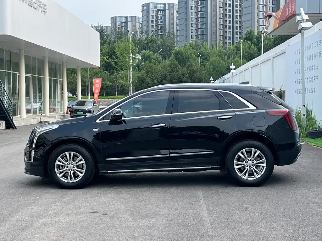 Cadillac XT5 2.0 T 2 WD Style
