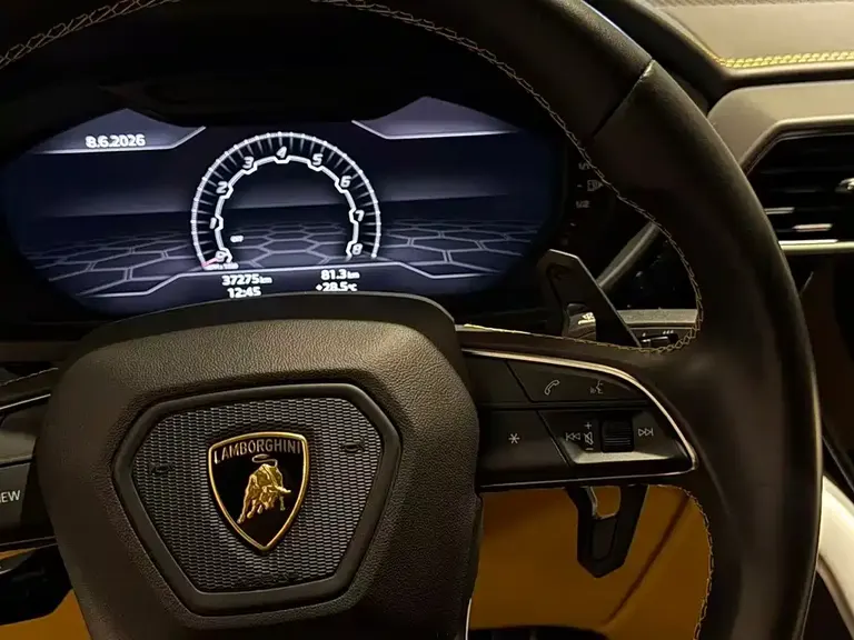 Lamborghini Urus 4.0 T V8