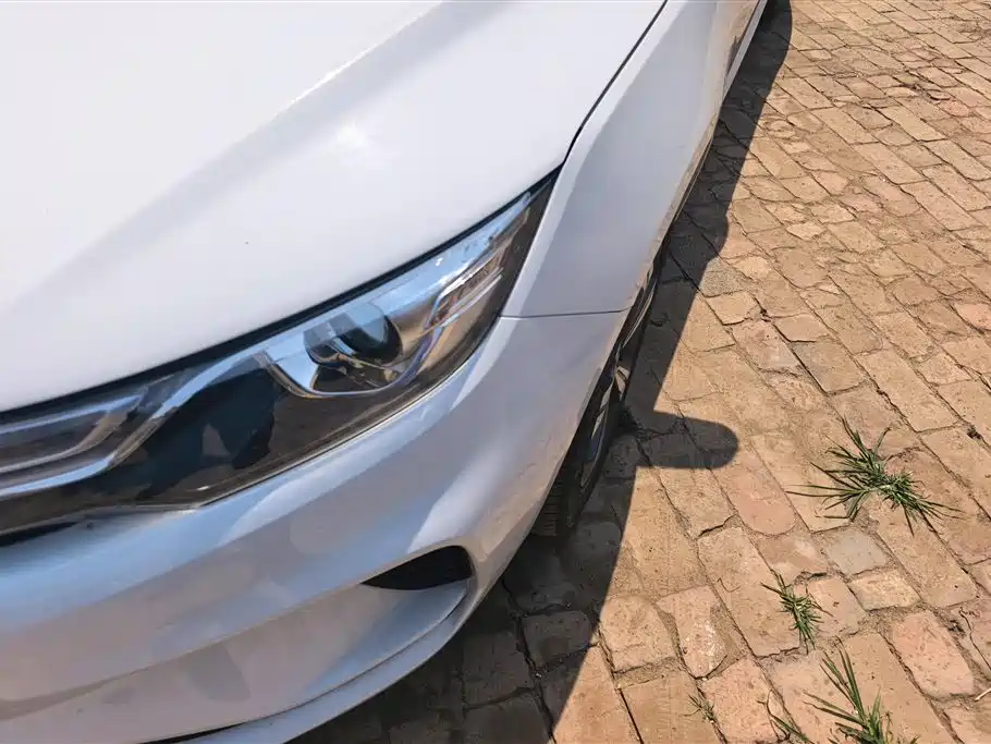 Emgrand GL 1.4 T Manual Elite Smart Enjoyment