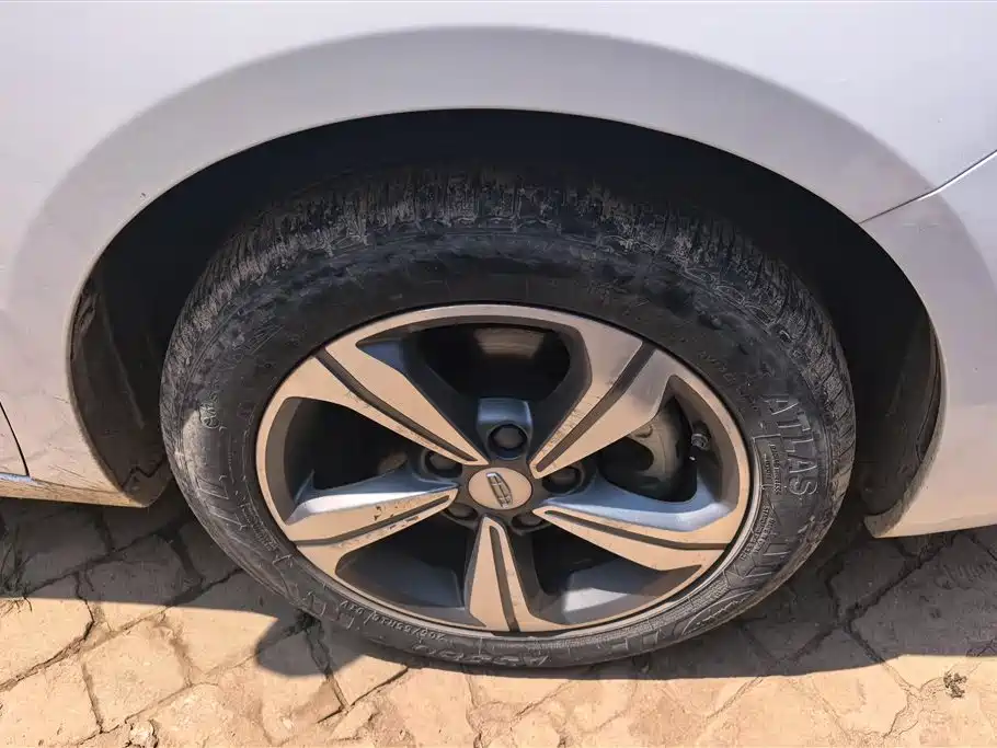 Emgrand GL 1.4 T Manual Elite Smart Enjoyment