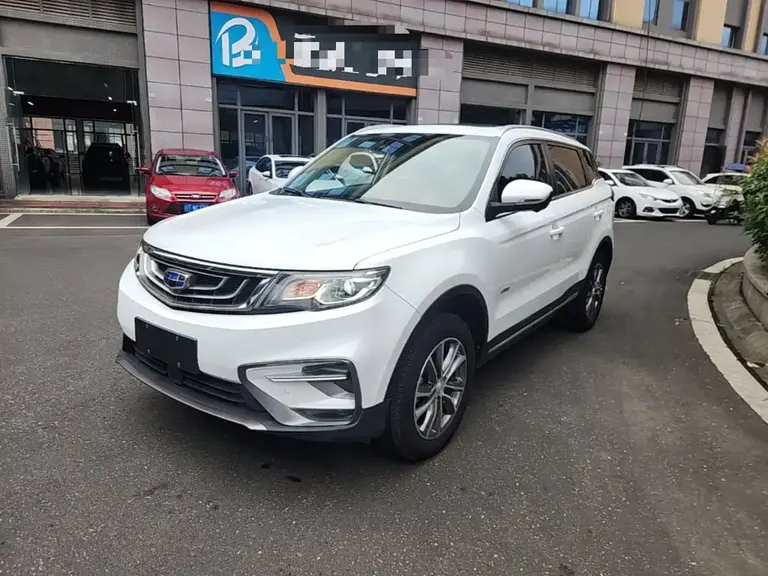 Geely Boyue 1.8 TD Auto 2 WD Smart 4 G Connected