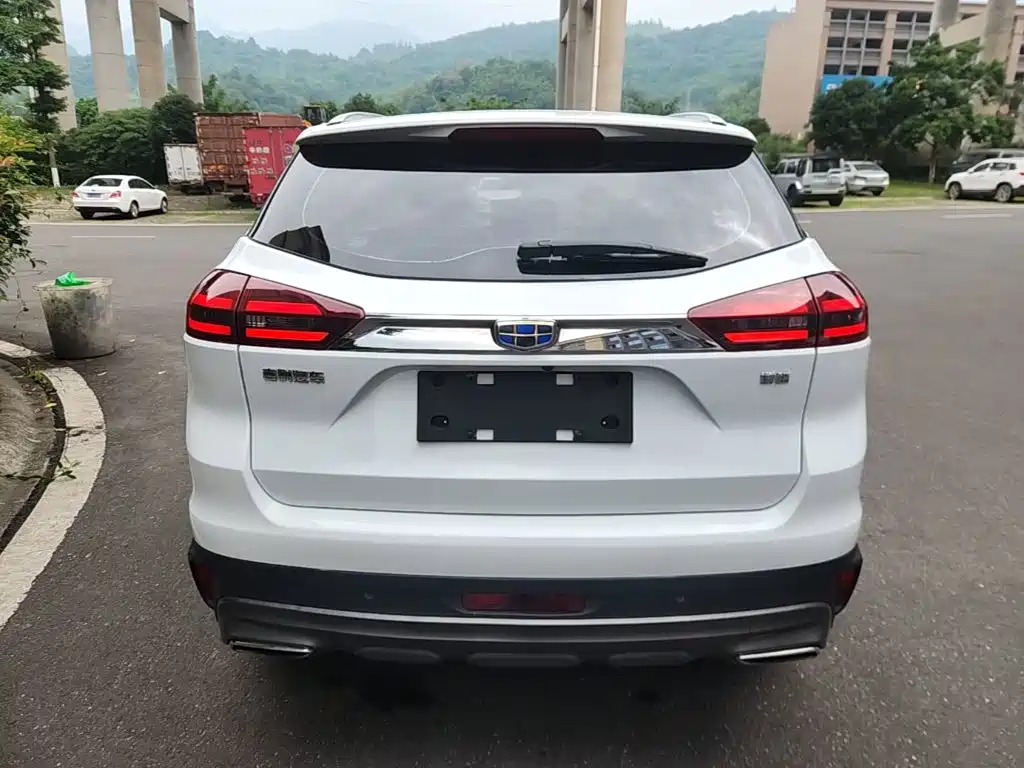 Boyue 1.8 TD Auto 2 WD Smart 4 G Connected