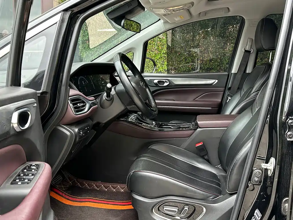 GAC Trumpchi M6 PRO 270 T DCT Premium