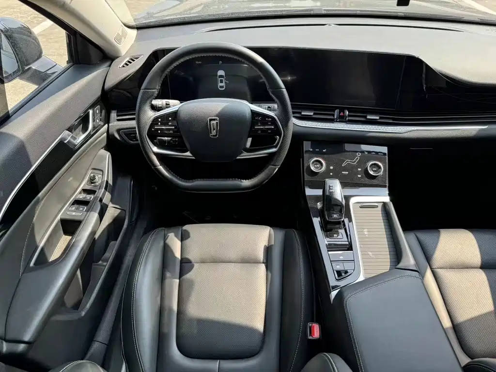 Besturn B70 3 rd Gen 1.5 T Auto Smooth Enjoyment