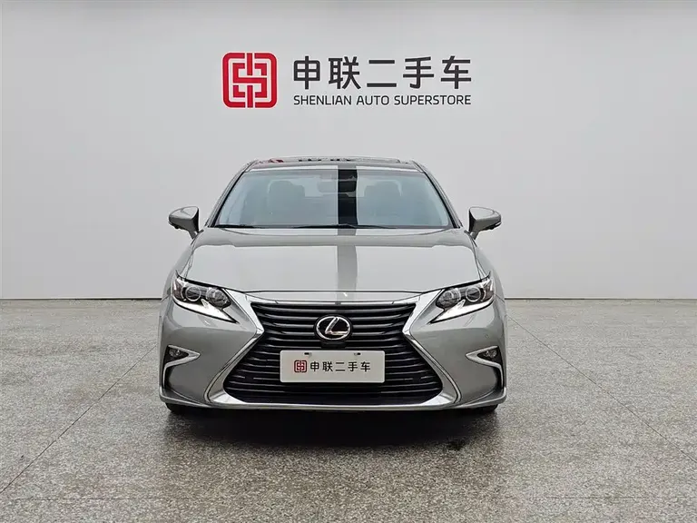 Lexus ES 200 Elite