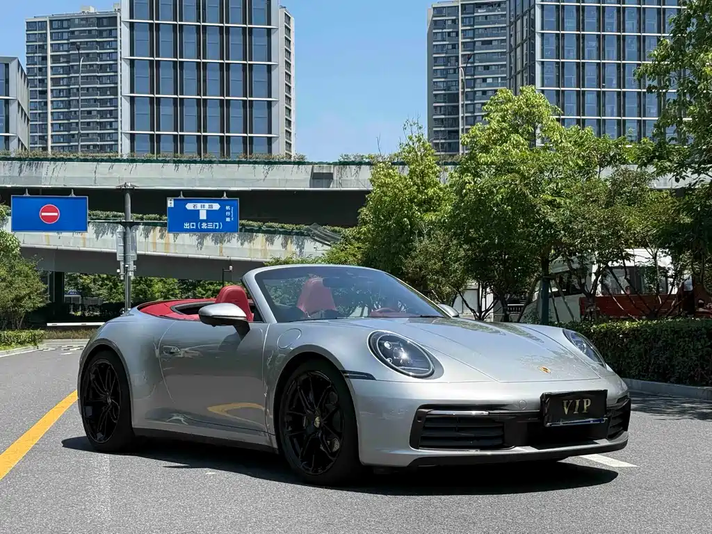Porsche 911 Carrera Cabriolet 3.0 T