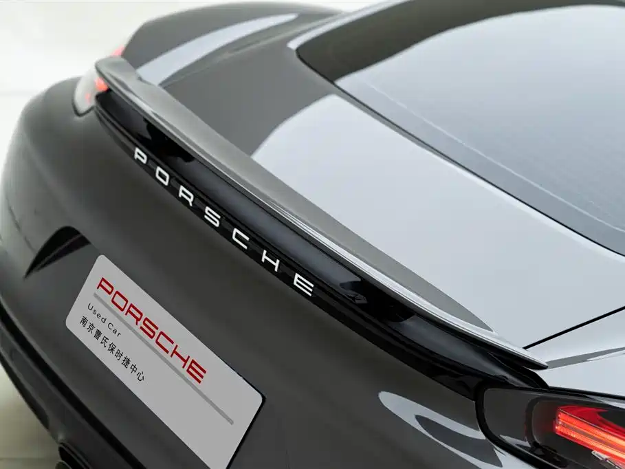 Porsche 718 Cayman 2.0 T