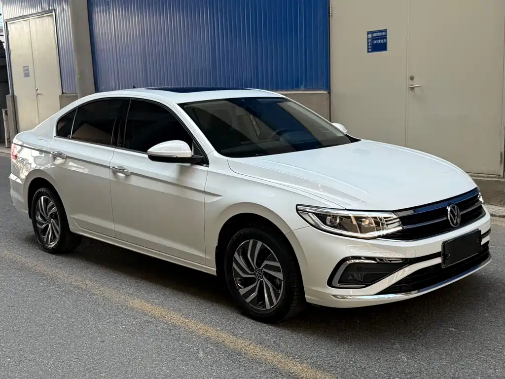 Bora 200 TSI DSG Joy Travel