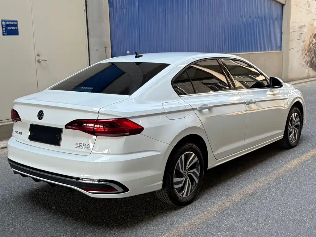 Bora 200 TSI DSG Joy Travel